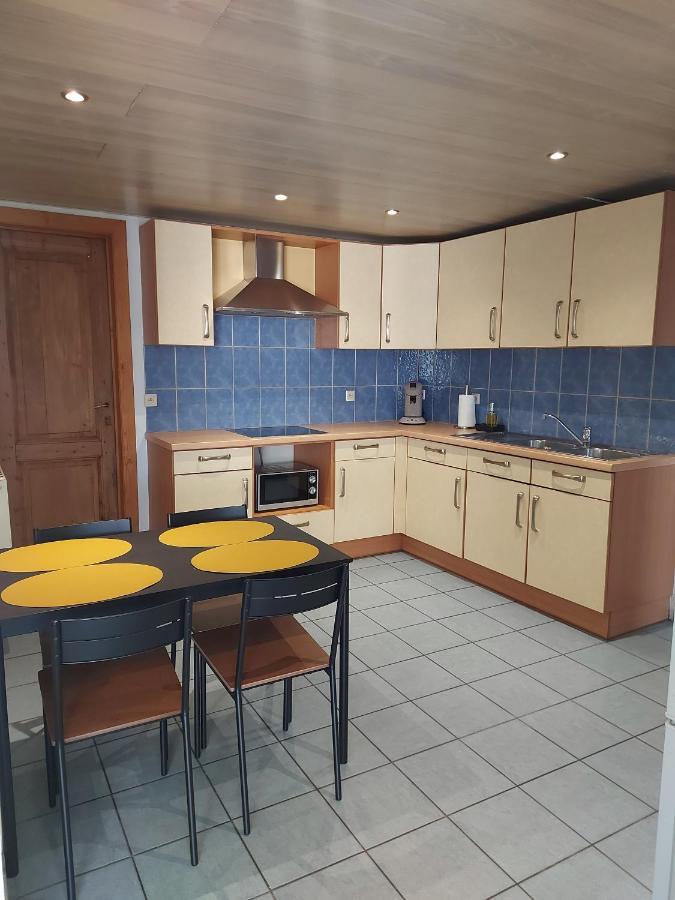 Appartement Rdc Plein Centre Avec Terrasse Visé Exteriér fotografie