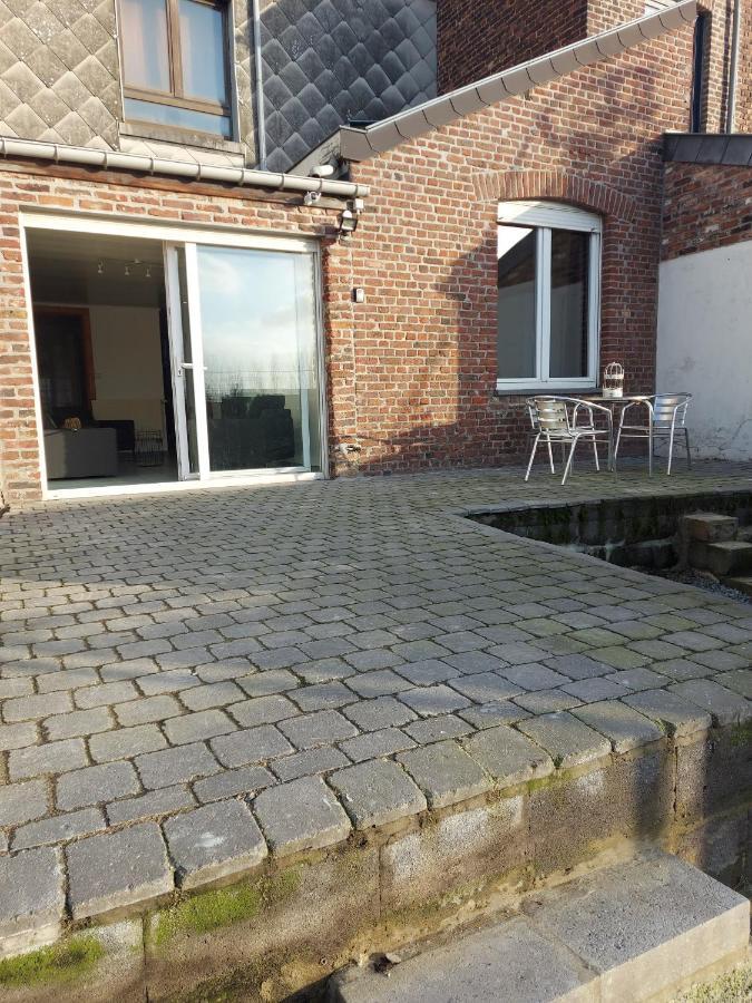 Appartement Rdc Plein Centre Avec Terrasse Visé Exteriér fotografie